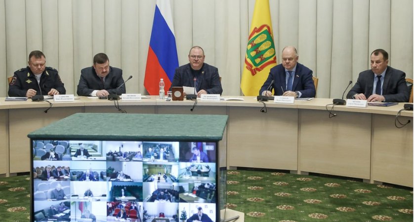 Более 1500 правоохранителей будет следить за порядком в Пензенской области на Новый год