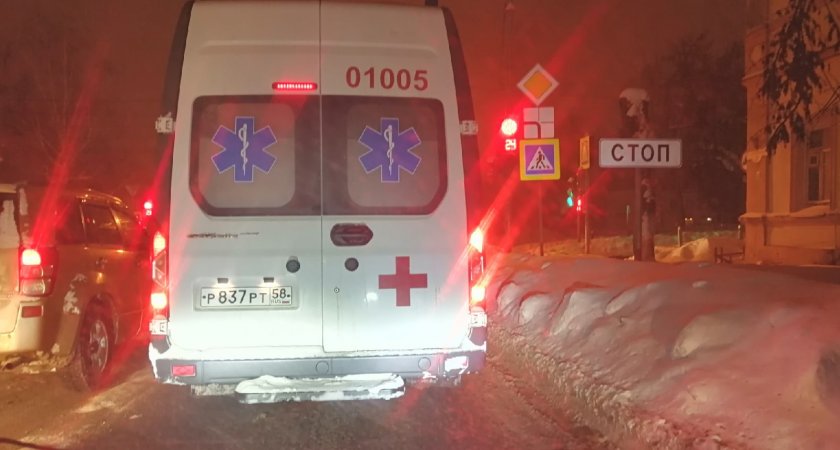 Под Пензой после столкновения легковых автомобилей пострадали два человека