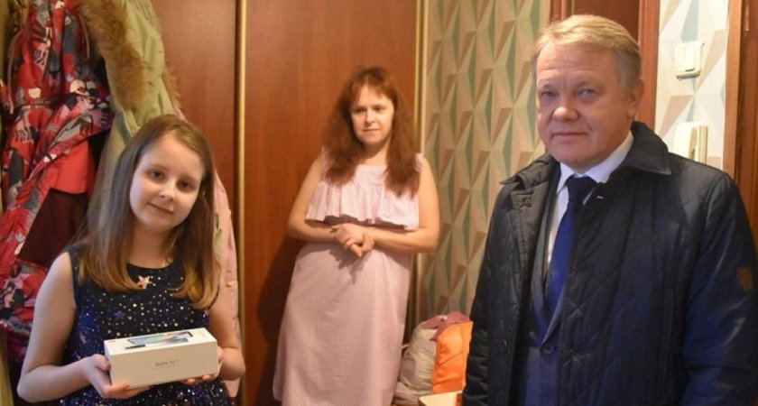 Александр Басенко исполнил мечту одиннадцатилетней пензячки 