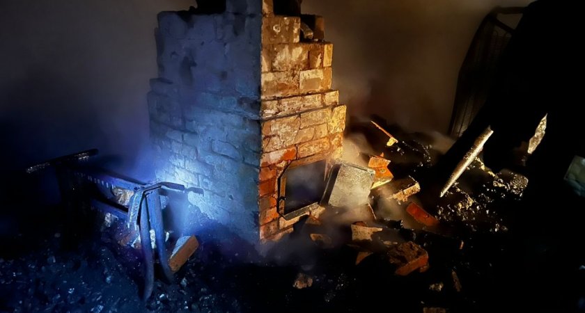 В Пензенской области во время страшного пожара погибли мужчина и женщина