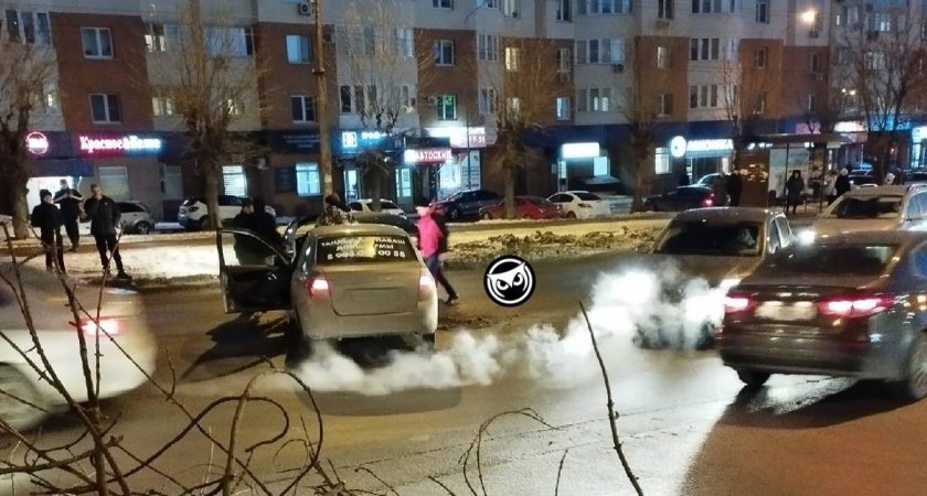 Очевидцы сообщают о ДТП на улице Тернопольской в Пензе