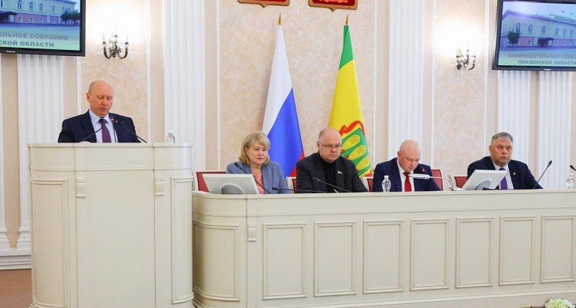 Депутат Антон Шаронов провел заседание комитета парламента по законопроектам соцсферы