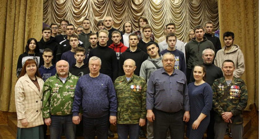 Пензенские студенты встретились с ветеранами Афганской войны 