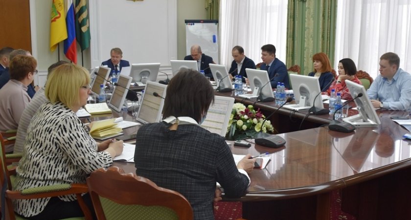 Глава Пензы Александр Басенко поручил усилить меры пожарной безопасности