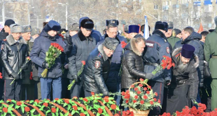 В МВД Пензы почтили память погибших воинов