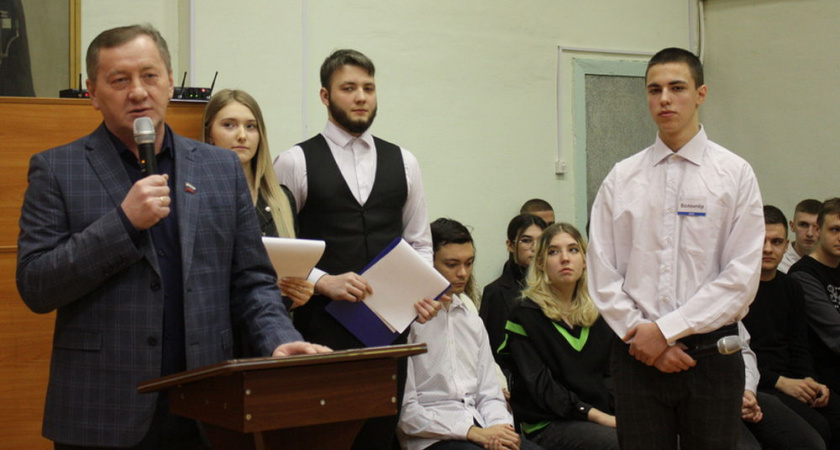 В Кузнецке состоялось открытие фестиваля профессий