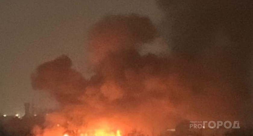 "37 человек эвакуированы, 5 спасены": В Пензе жителей многоэтажки переполошил ночной пожар