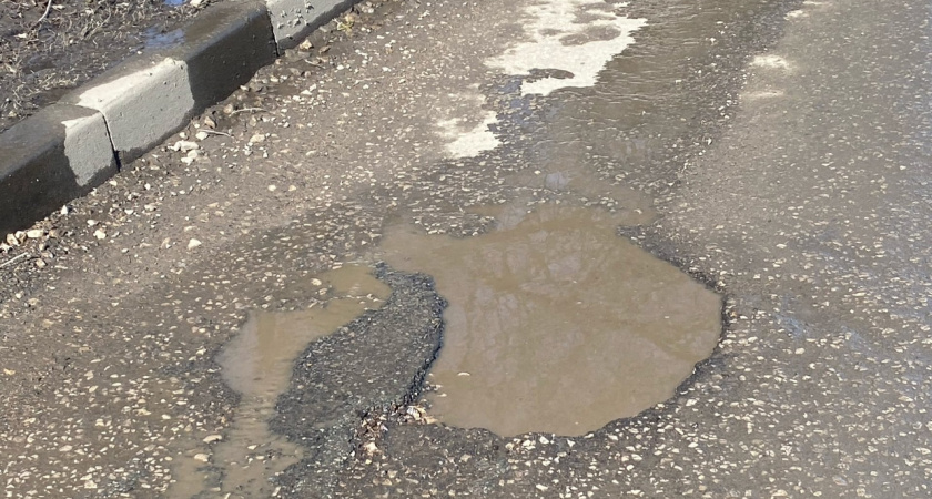 Жители Пензы жалуются на утопающую в грязи дорогу в Бригадном тупике 