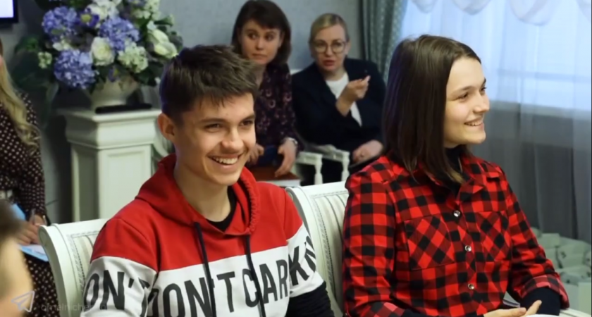 Олег Мельниченко пообщался со школьниками из Пологи