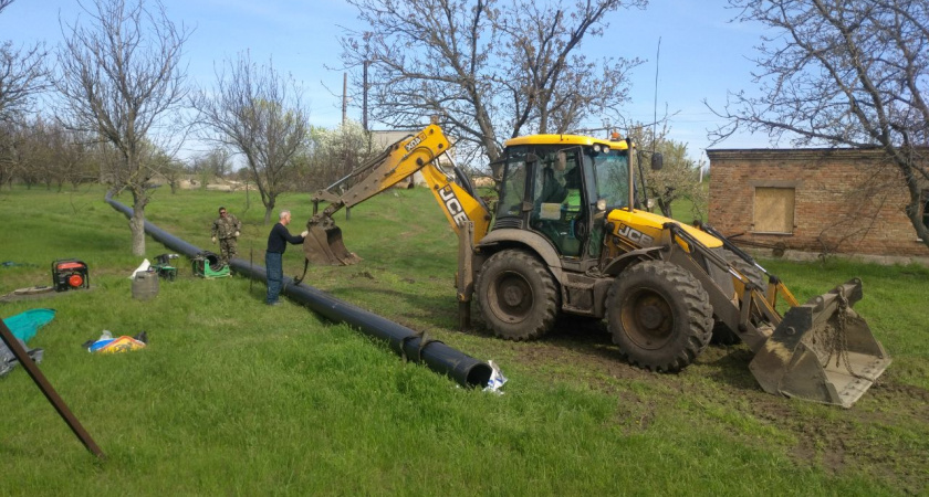 Пензенские специалисты восстанавливают водопровод длинной 800 метров в Токмаке 