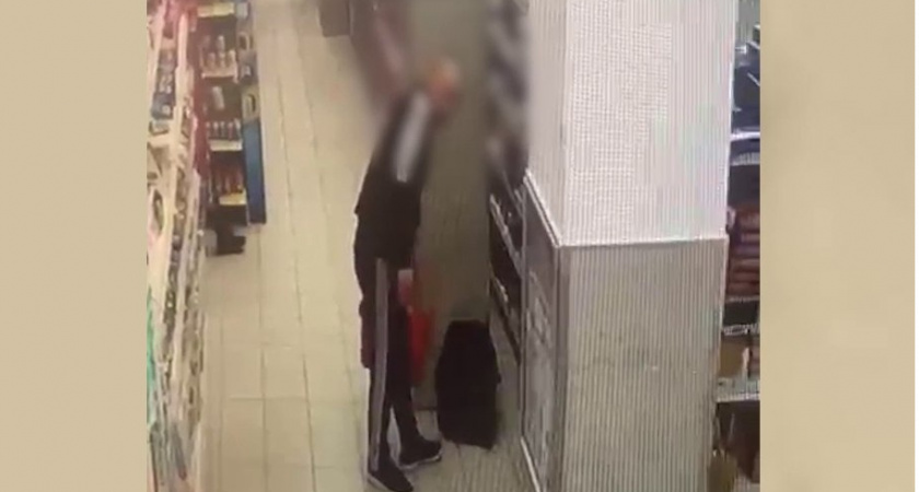 Пензенские полицейские установили личность мужчины, который украл сладости из магазинов
