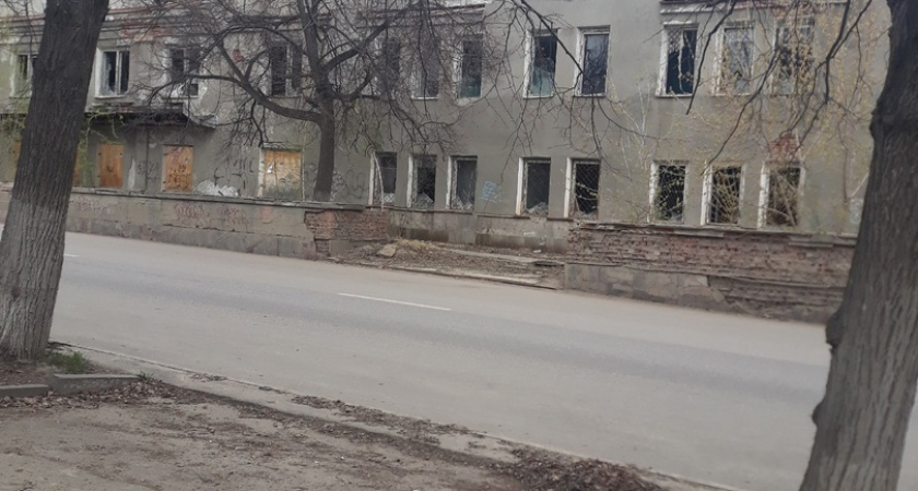 Власти Пензы ответили на вопрос о сносе проходной завода ЗИФ