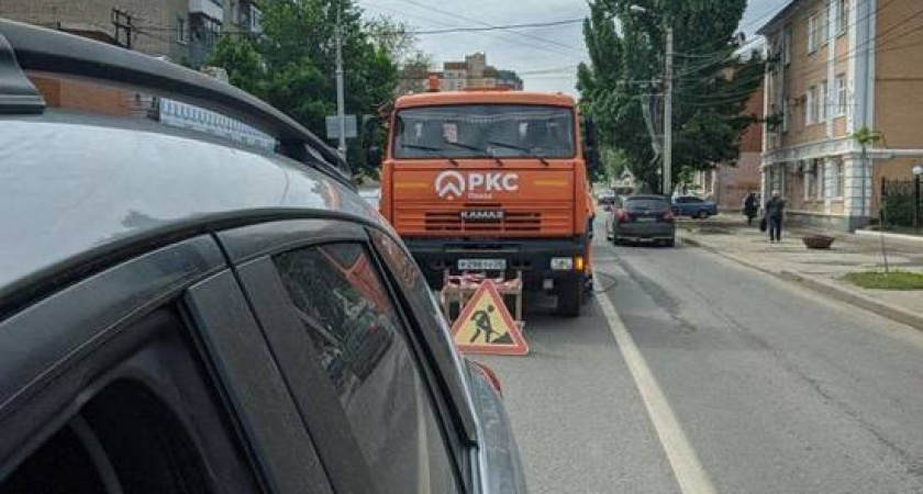 В Пензе из-за ремонтных работ на улице Володарского образовался автомобильный коллапс