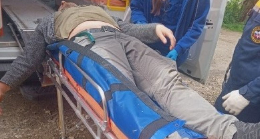 В Пензе пожилой мужчина провалился в подвал дома и не смог самостоятельно себе помочь