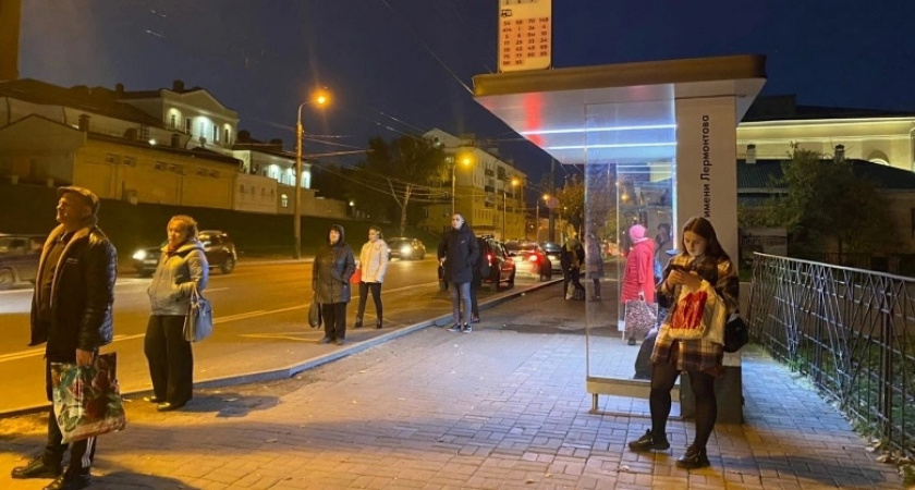 Пензенцам объявили, когда планируется восстановить снесенную ветром остановку в Терновке