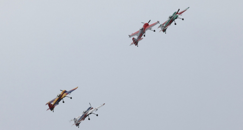 Пензенцев ждет авиашоу пилотажной группы Русских авиационных гонок на самолетах Як-55