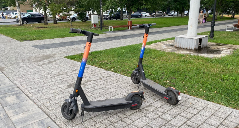 Напротив дома № 40 по улице Мира в Пензе самокатчик сбил 10-летнеюю девочку