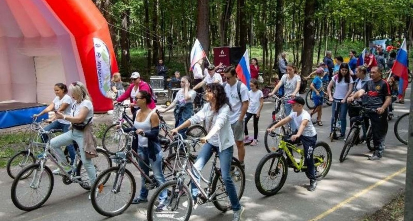 Пензенцев ожидает приз за самый креативного костюм и велосипед на велопараде