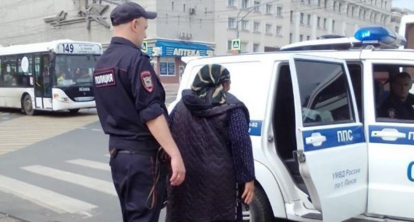 В Пензе на улице Бакунина, Чехова и Автономной пресекли несанкционированную торговлю