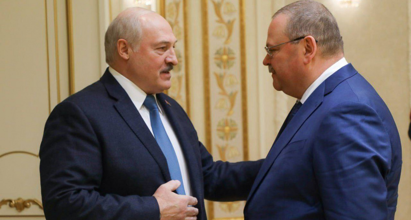 Мельниченко возглавил делегацию области на юбилейном форуме регионов России и Беларуси