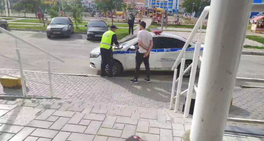 "На полной скорости въехала мне в спину": пензячку сбила девушка на самокате 