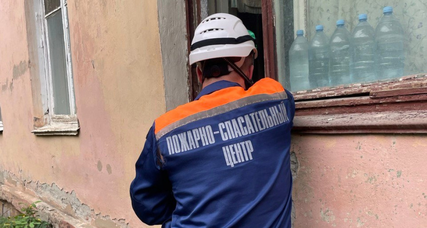 Труп мужчины обнаружили спасатели в квартире на ул. Свердлова в Пензе