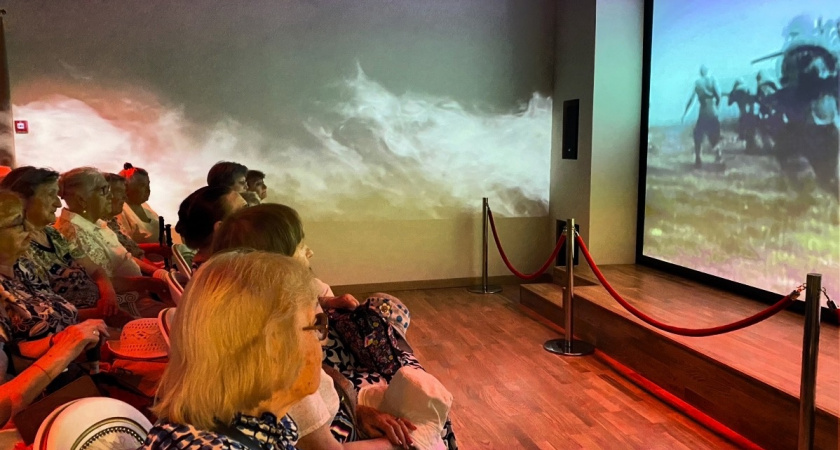 В Музее одной картины объявили о четырех бесплатных показах полотна «Русское поле»