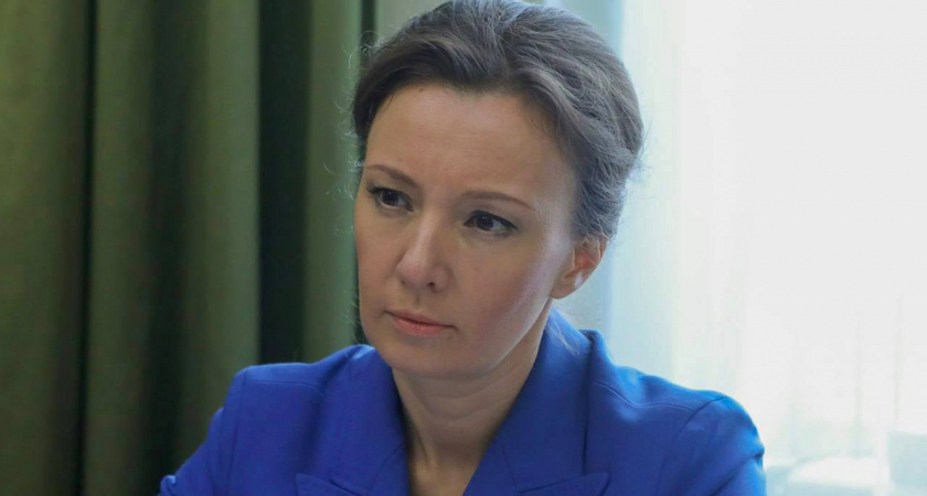 Зампред Госдумы Анна Кузнецова и Олег Мельниченко обсудили в Пензе вопросы защиты семей