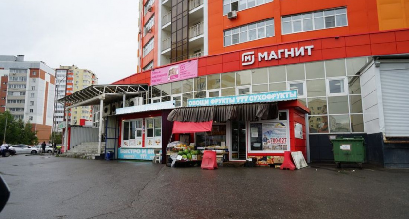 Жители Заречного просят убрать киоски и магазинчики, установленные с нарушениями 