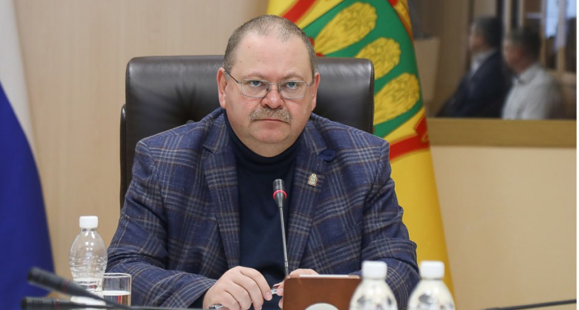 Мельниченко пообещал лишать управляющие компании лицензий за нежелание общаться с людьми