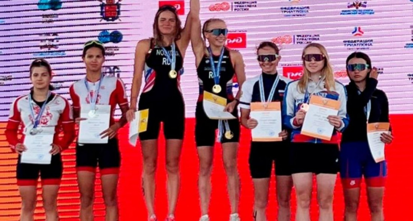Пензячки завоевали "золото" в первенстве России по триатлону в Санкт-Петербурге
