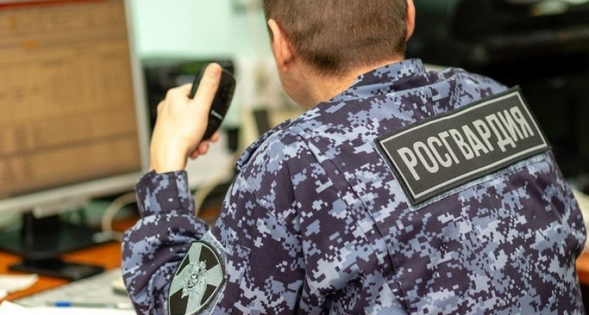 В Пензе на Привокзальной площади двое хулиганов избили мужчину за сделанное им замечание