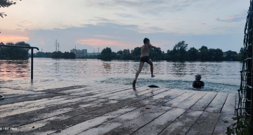 Синоптики предупреждают о надвигающемся пекле. Рекордная жара потрясет Россию