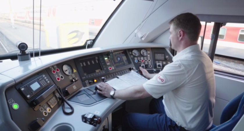 Олег Мельниченко рассказал пензенцам о достоинствах электропоезда «Сурская стрела» 