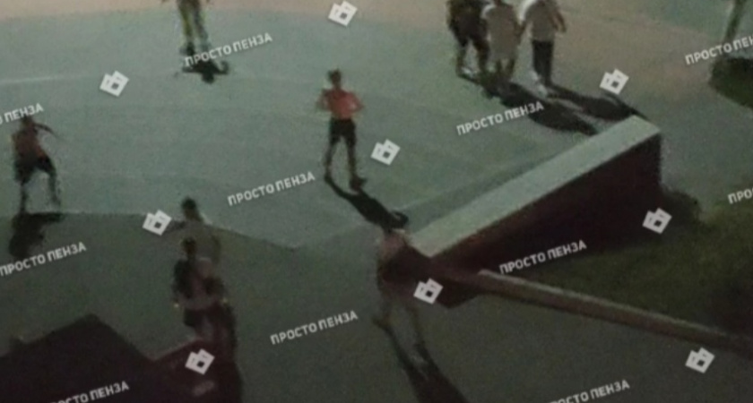 В Засечном произошла массовая драка, к месту которой приехали скорая и полиция