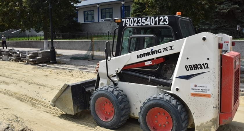 Александр Басенко потребовал увеличить тем ремонтных работ на улице Московской