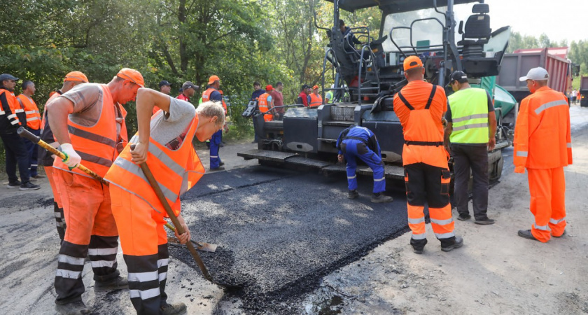 В Пензе выберут лучшего асфальтоукладчика, который заберет приз 450 тысяч рублей