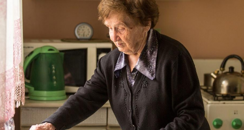 Коснется всех, у кого есть стаж 20 лет: пенсионеры начнут получать новую доплату