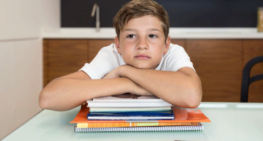 Всех будут оставлять после уроков:важное правило для школьников с 1 сентября — родители в ярости