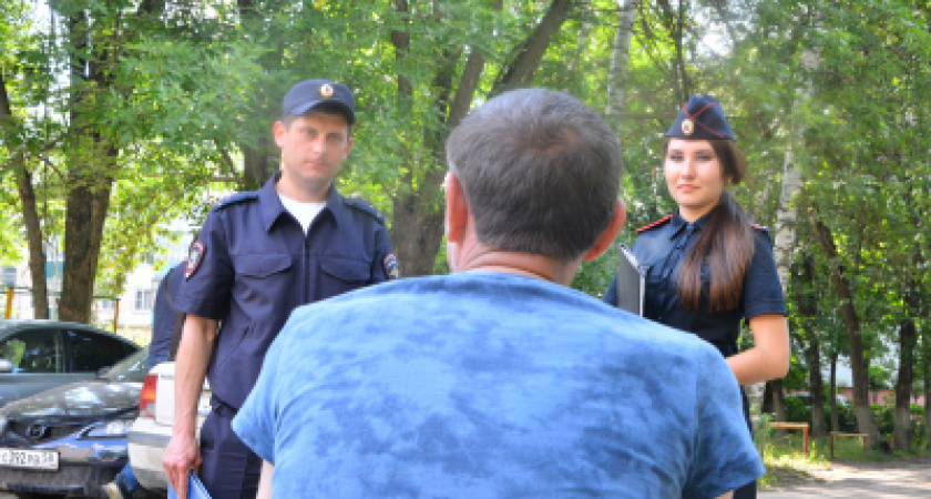 Оперативниками Кузнецка установлена личность мужчины, укравшего деньги из банкомата