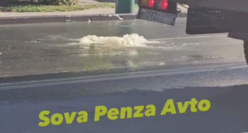 Аномальная зона: после открытия дороги на Суворова в Пензе снова забил фонтан 