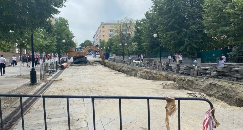 Пензенские чиновники проверили ход работ на Московской и остались ими недовольны 