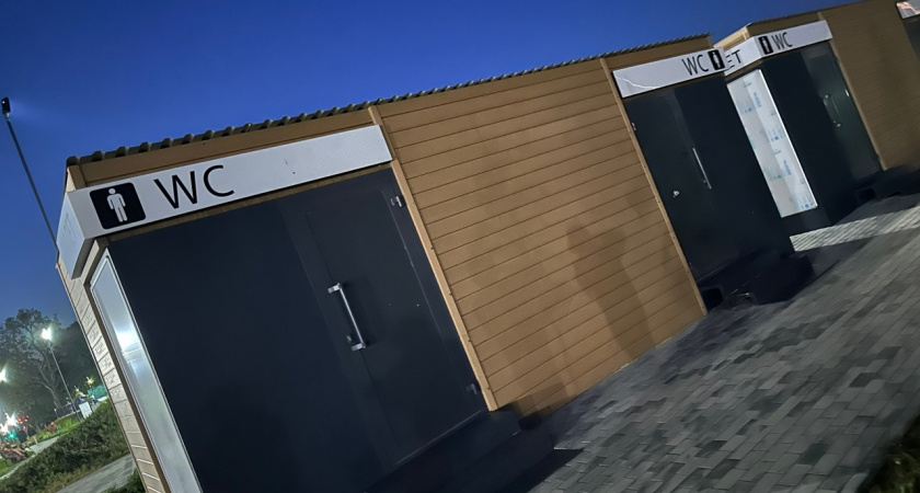 В администрации рассказали, когда будет открыт бесплатный туалет на набережной Суры