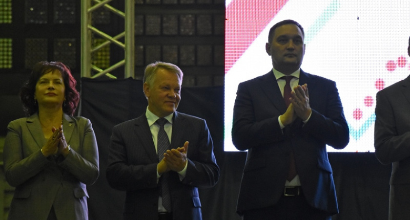 Глава города Александр Басенко поздравил студентов ПГУ с Днем знаний