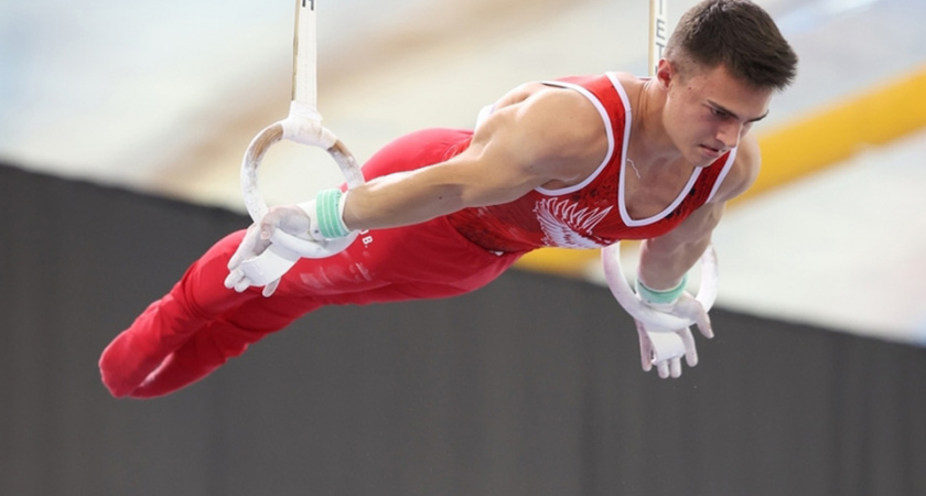 Олег Ступкин из Пензы стал серебряным призёром кубка России по спортивной гимнастике