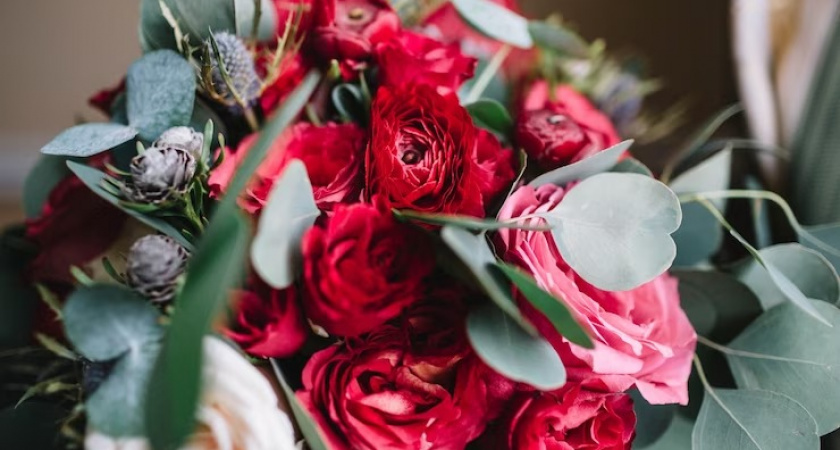 Группа ВТБ: спрос на цветы к 1 сентября вырос на треть 