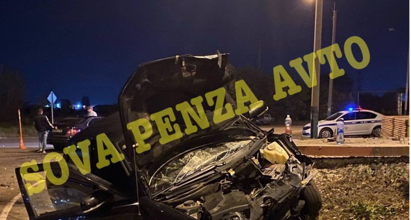 В ДТП на Рябова с Lada и Mercedes-Benz пострадали три пензенца 