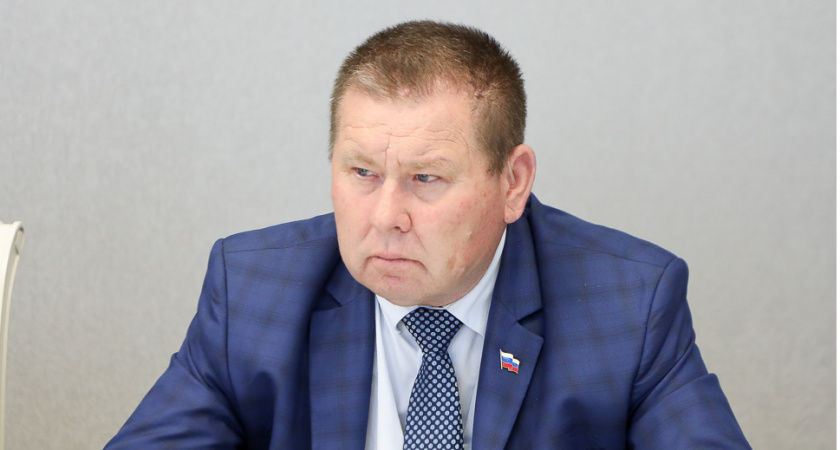 Олег Мельниченко приказал увеличить надзор и наказание за незаконную добычу ресурсов региона