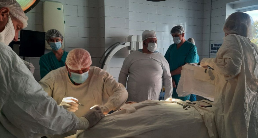 Пензенским нейрохирургам показали уникальные операции в рамках семинара 