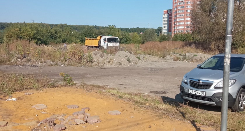 Пензенцы возмущены монтажем остановки по улице Ладожская, 139